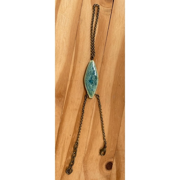 Handmade Hand Chain Stonework bracelet - Picture 2 of 2